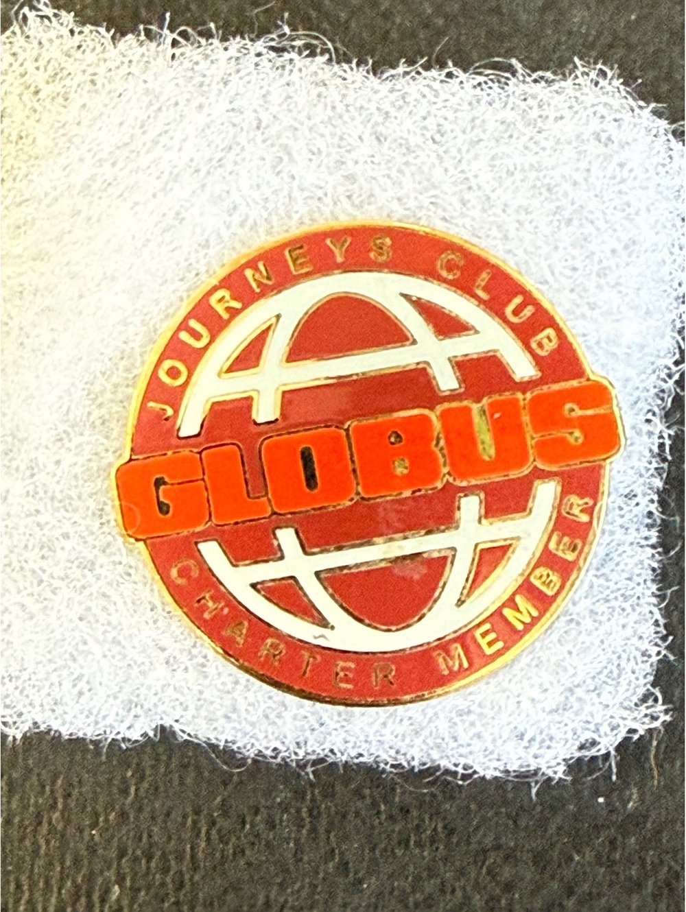 Vintage Globus Journeys Club Charter Member Pinback Badge